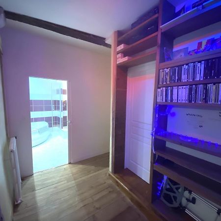 Floydroom'S Pau Chambre Hotes Standing Dans Appartement Partage Proche Chateau Екстериор снимка