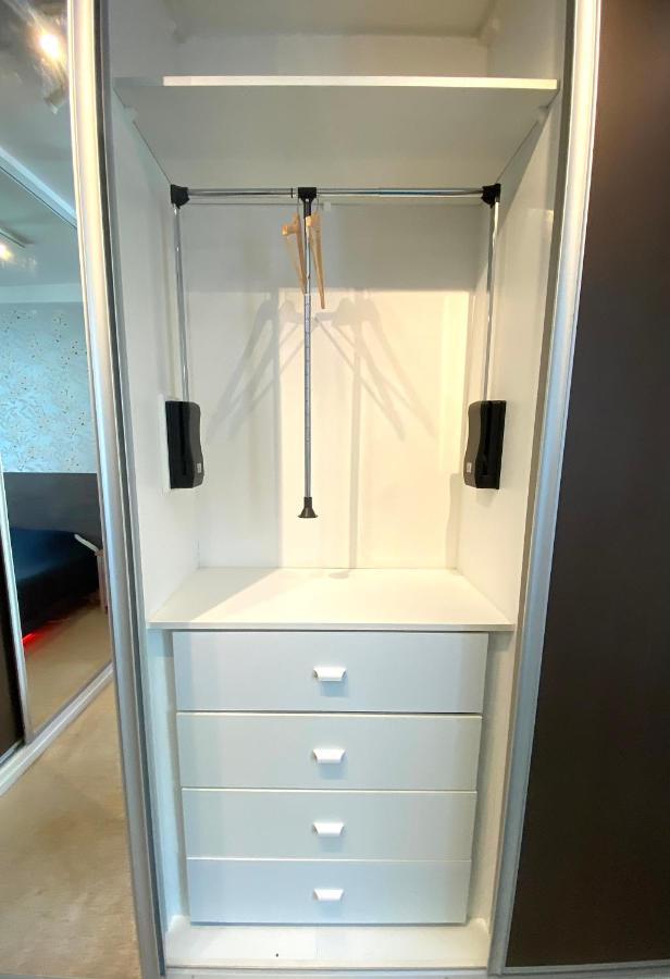 Floydroom'S Pau Chambre Hotes Standing Dans Appartement Partage Proche Chateau Екстериор снимка